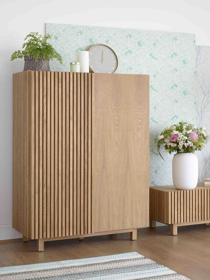 Wardrobes & closets, made to order in solid wood